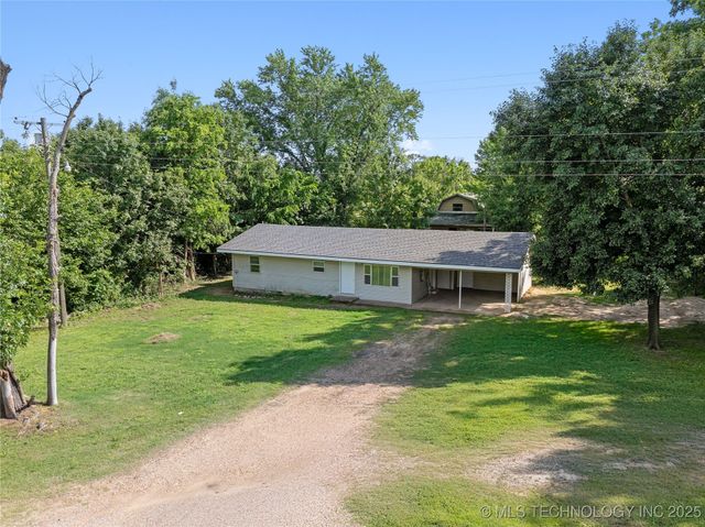 607 E Schley Street, Vian, OK 74962