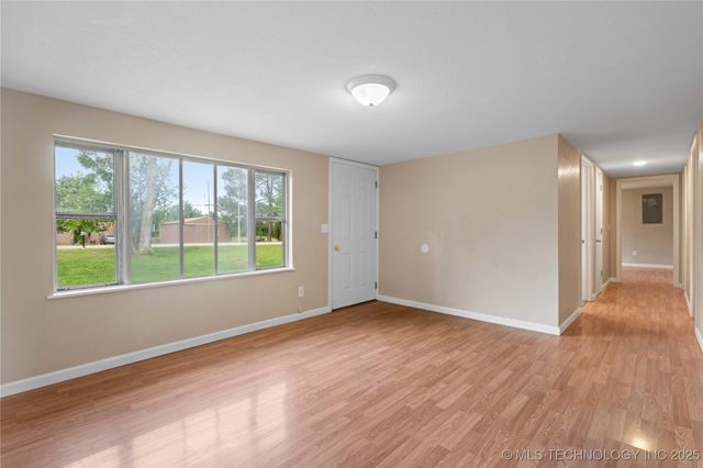 607 E Schley Street, Vian, OK 74962