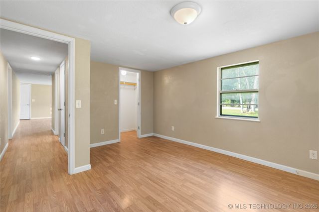 607 E Schley Street, Vian, OK 74962