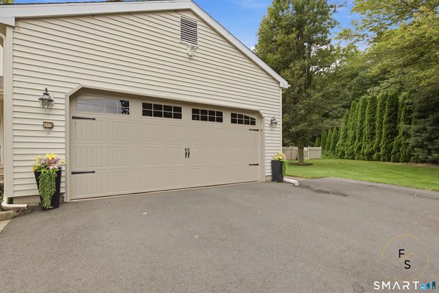 42 Posa Drive, Bristol, CT 06010