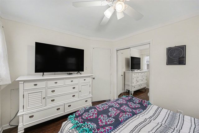 10061 Seltzer Street, Livonia, MI 48150