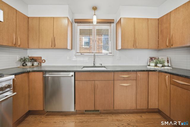 1719 Asylum Avenue, West Hartford, CT 06117