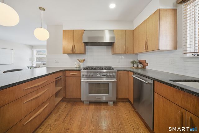 1719 Asylum Avenue, West Hartford, CT 06117