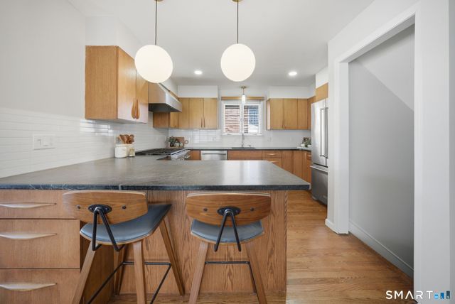 1719 Asylum Avenue, West Hartford, CT 06117