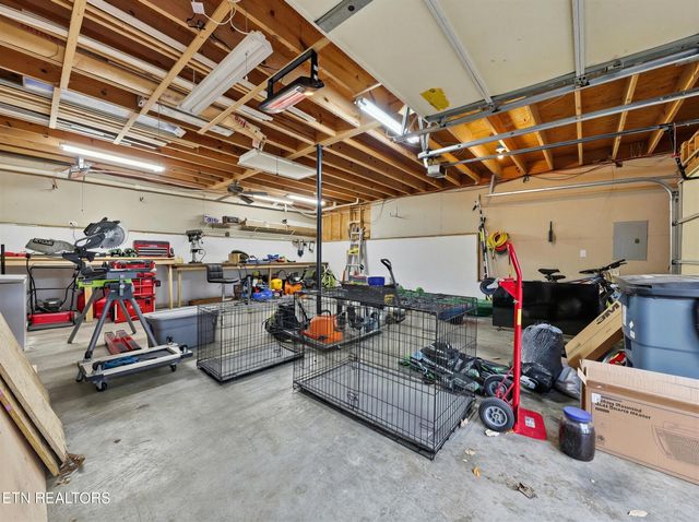 3772 Chilly Springs Rd, Maryville, TN 37803