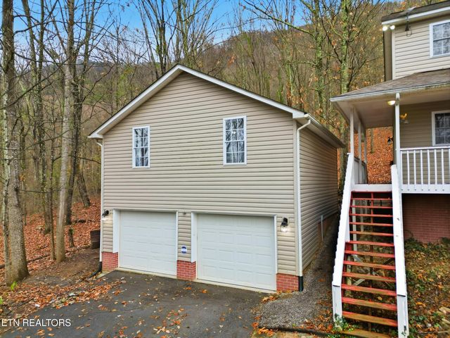 3772 Chilly Springs Rd, Maryville, TN 37803