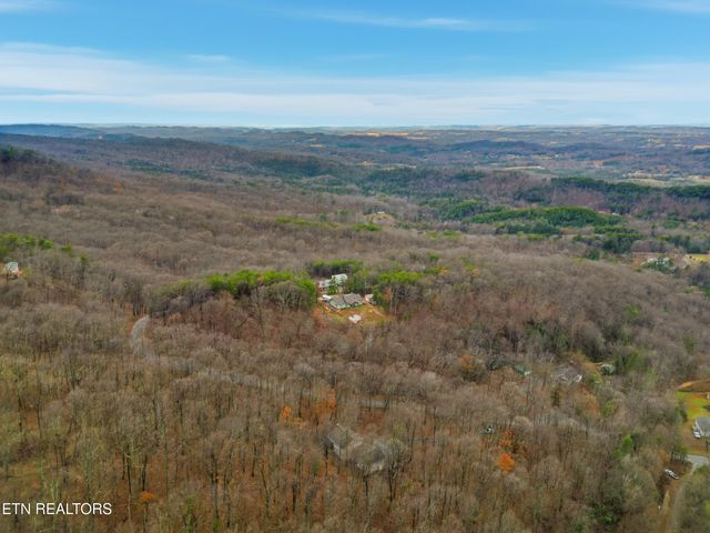 3772 Chilly Springs Rd, Maryville, TN 37803