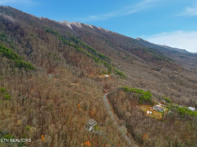 3772 Chilly Springs Rd, Maryville, TN 37803