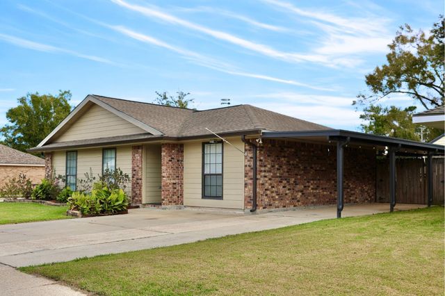316 Louis Dr, Houma, LA 70364