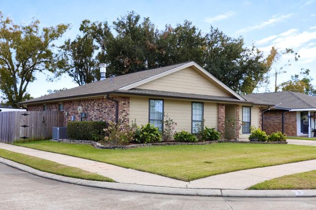 316 Louis Dr, Houma, LA 70364