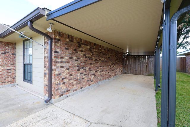 316 Louis Dr, Houma, LA 70364