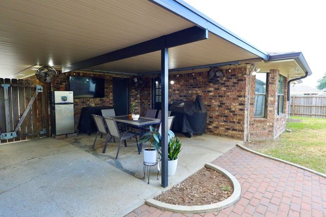 316 Louis Dr, Houma, LA 70364