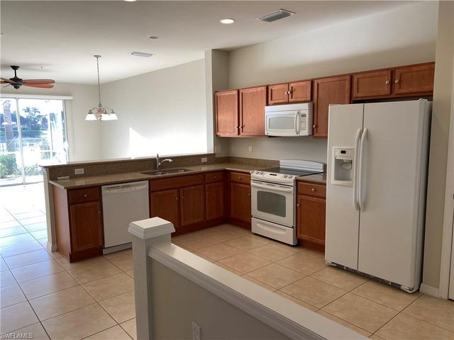 16081 Ravina WAY 40, Naples, FL 34110