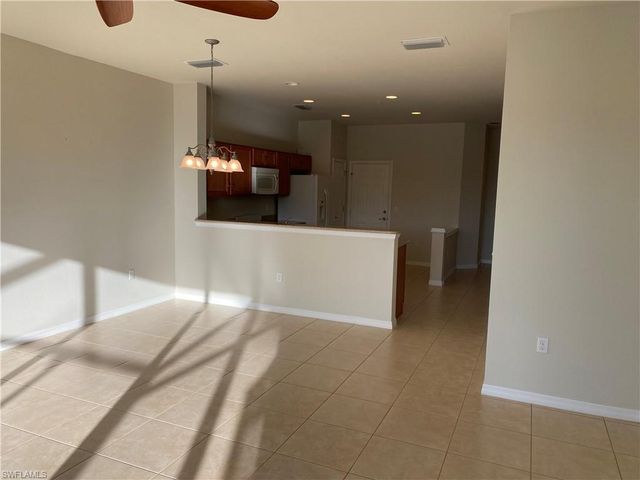 16081 Ravina WAY 40, Naples, FL 34110