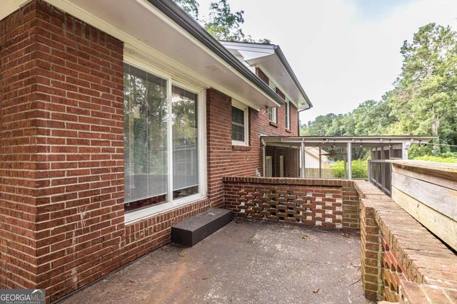 2439 PARKLAND Drive, Decatur, GA 30032