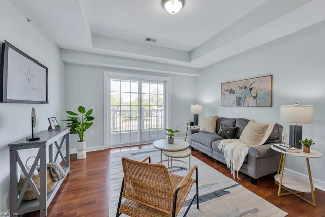 1016 Thoroughgood Way Apt 307, Chesapeake, VA 23324