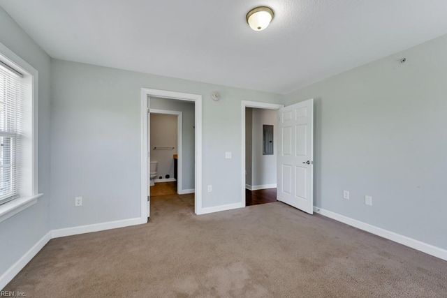 1016 Thoroughgood Way Apt 307, Chesapeake, VA 23324