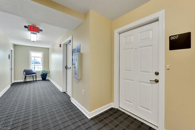 1016 Thoroughgood Way Apt 307, Chesapeake, VA 23324