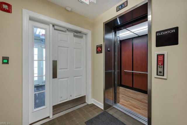 1016 Thoroughgood Way Apt 307, Chesapeake, VA 23324