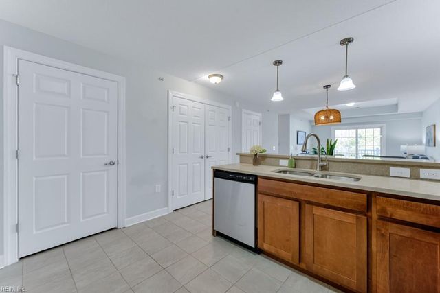 1016 Thoroughgood Way Apt 307, Chesapeake, VA 23324