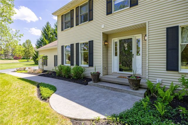 373 Parrish Road, Mendon, NY 14472