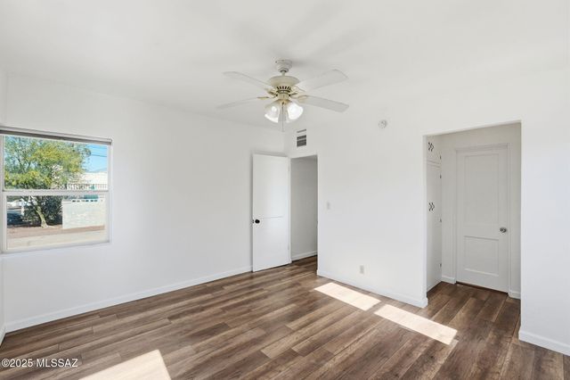 105 S Irving Avenue, Tucson, AZ 85711