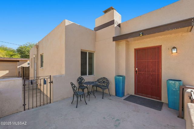105 S Irving Avenue, Tucson, AZ 85711