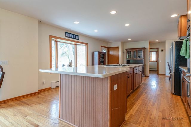 4226 N Riverdale Drive, Mchenry, IL 60051