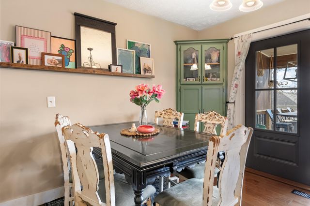 408 W Pine Street, Willard, MO 65781