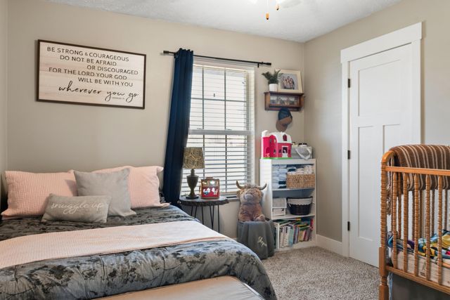 408 W Pine Street, Willard, MO 65781