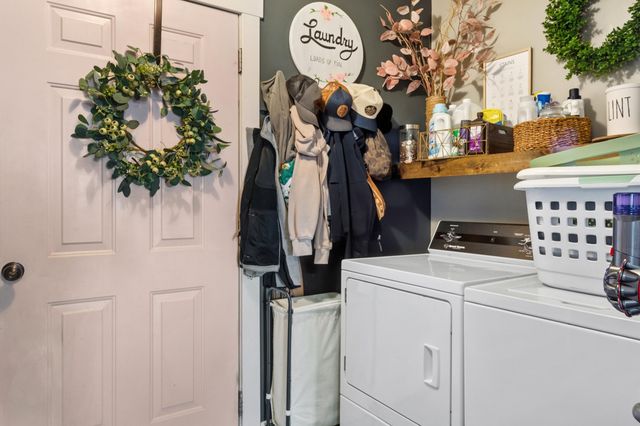 408 W Pine Street, Willard, MO 65781