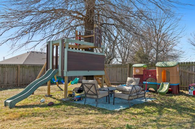 408 W Pine Street, Willard, MO 65781