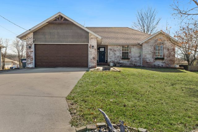 408 W Pine Street, Willard, MO 65781