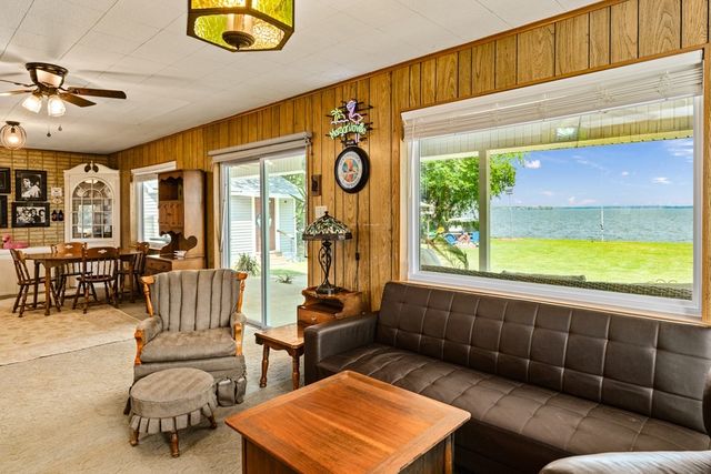 215 Rosemary Drive, Trinidad, TX 75163