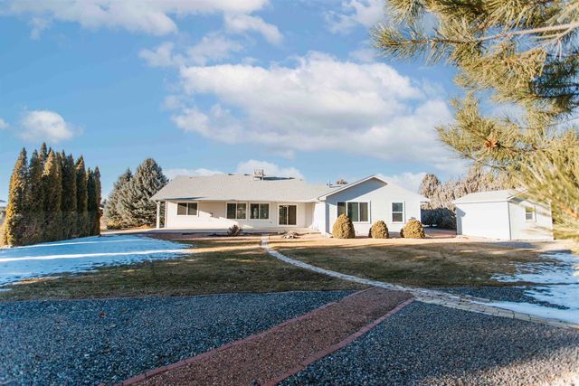 2806 Bluebell Court, Montrose, CO 81401