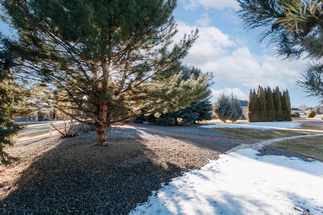 2806 Bluebell Court, Montrose, CO 81401