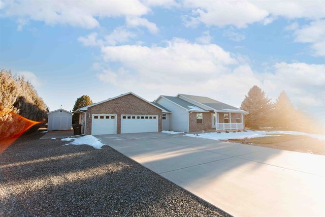 2806 Bluebell Court, Montrose, CO 81401