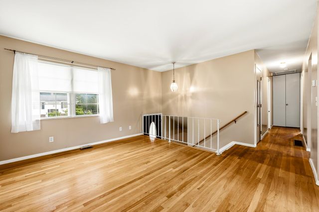 28 Nedra Drive, Barboursville, WV 25504