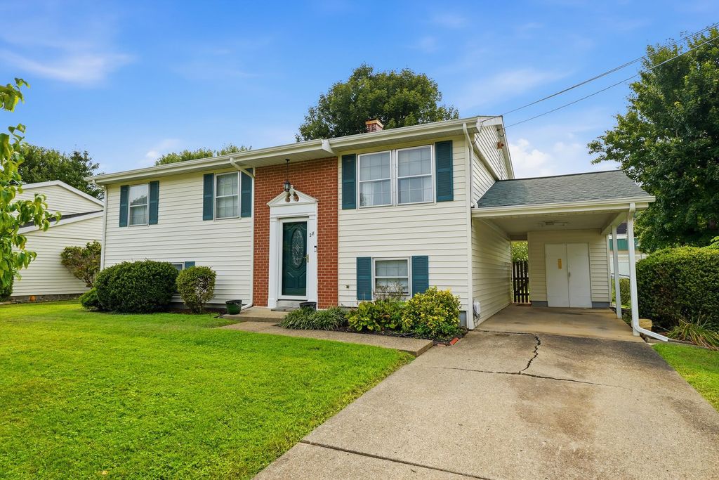28 Nedra Drive, Barboursville, WV 25504