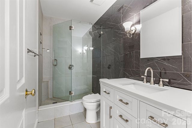 405 W 7th Street, Charlotte, NC 28202
