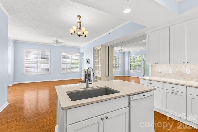 405 W 7th Street, Charlotte, NC 28202