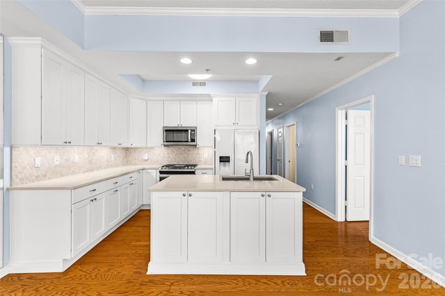 405 W 7th Street, Charlotte, NC 28202