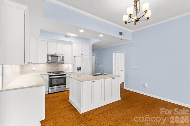 405 W 7th Street, Charlotte, NC 28202