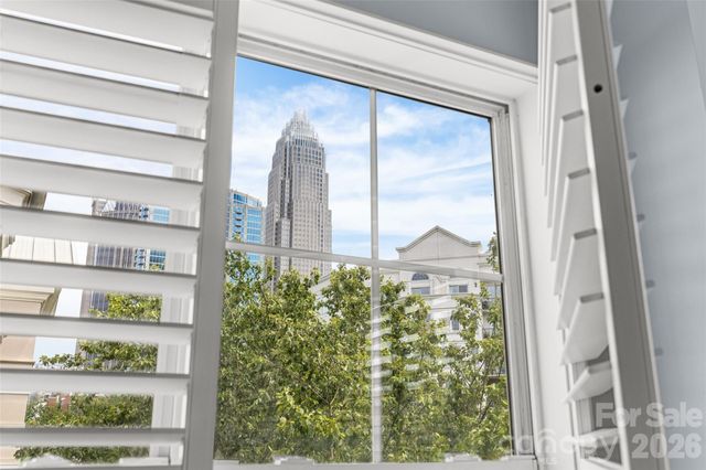 405 W 7th Street, Charlotte, NC 28202