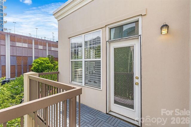 405 W 7th Street, Charlotte, NC 28202