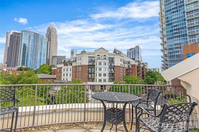 405 W 7th Street, Charlotte, NC 28202