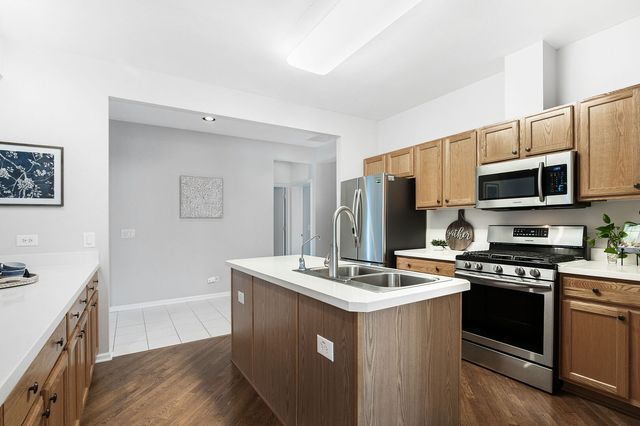 3123 Appaloosa Way, Grayslake, IL 60030