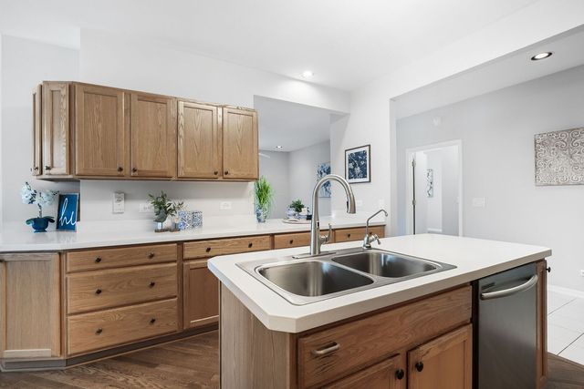 3123 Appaloosa Way, Grayslake, IL 60030