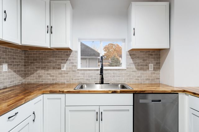 317 Orange Street, Jackson City, MI 49202