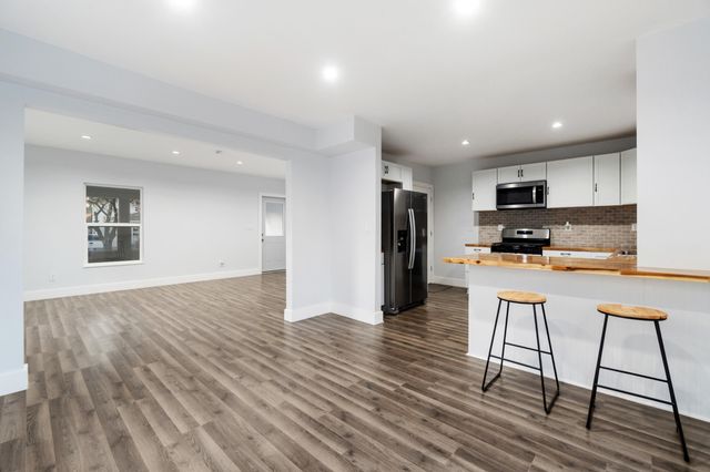 317 Orange Street, Jackson City, MI 49202